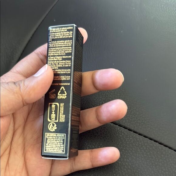 Yves Saint Laurent Black Mascara for Voluminous Lashes NIP - Picture 4 of 9